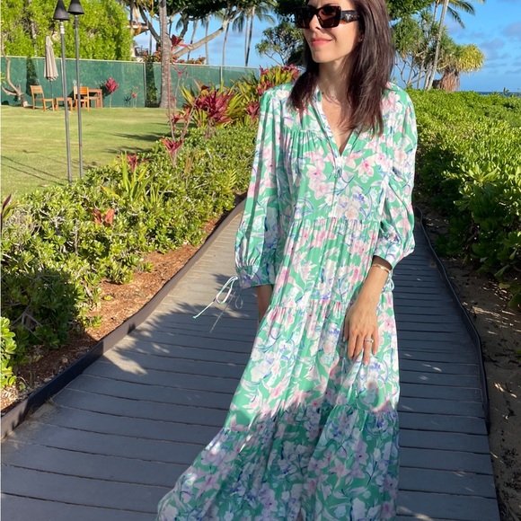 Golden Siren Maxi Dress in XS/S. ๐ธ - Picture 6 of 6